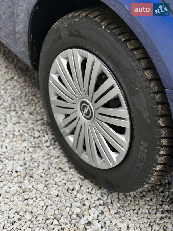 Хэтчбек Opel Astra 2009 в Луцке фото 39 Хэтчбек Opel Astra 2009 в Луцке