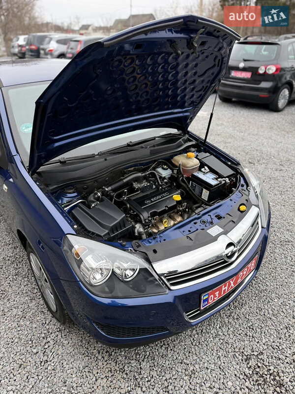 Хэтчбек Opel Astra 2009 в Луцке фото 94 Хэтчбек Opel Astra 2009 в Луцке