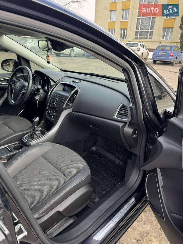 Хэтчбек Opel Astra 2010 в Ровно фото 13 Хэтчбек Opel Astra 2010 в Ровно