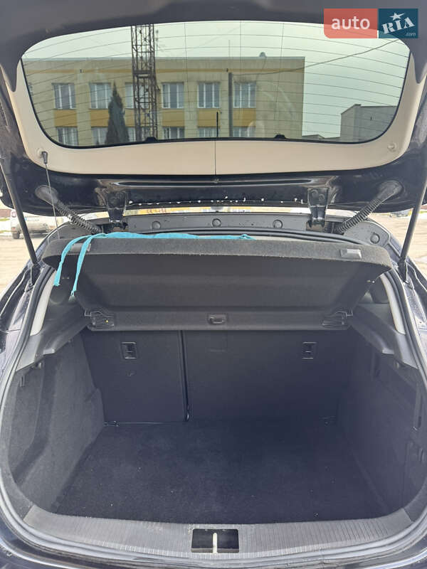 Хэтчбек Opel Astra 2010 в Ровно фото 21 Хэтчбек Opel Astra 2010 в Ровно