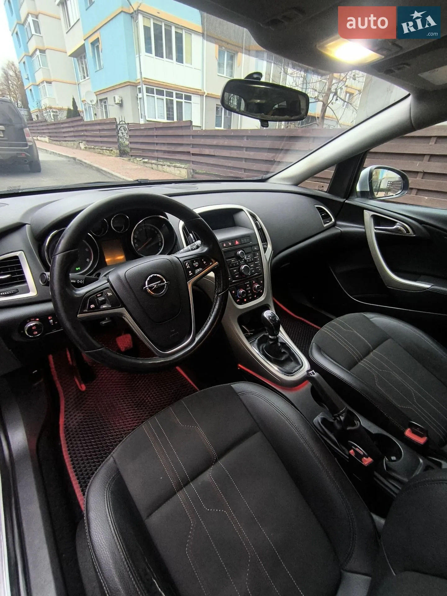 2012 Opel Astra - мініатюра 32