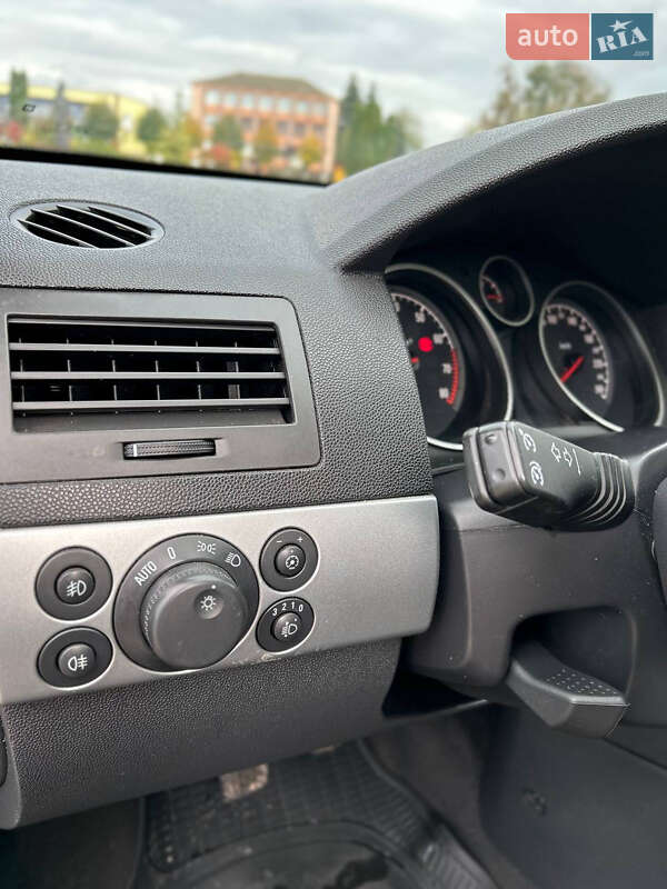 Универсал Opel Astra 2009 в Дубно фото 10 Универсал Opel Astra 2009 в Дубно