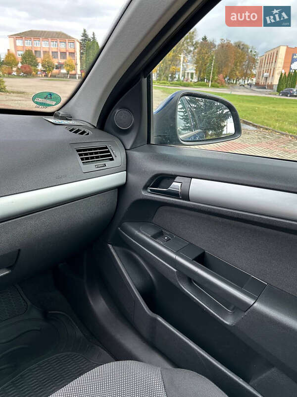 Универсал Opel Astra 2009 в Дубно фото 13 Универсал Opel Astra 2009 в Дубно