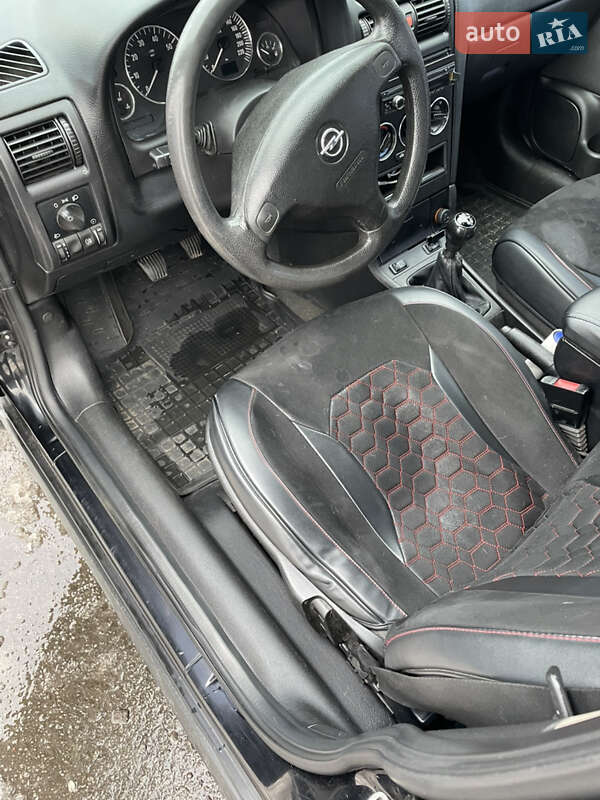 Універсал Opel Astra 2003 в Києві