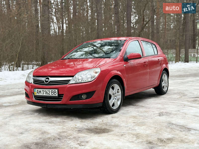 Хэтчбек Opel Astra 2009 в Житомире