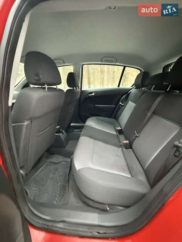 Хэтчбек Opel Astra 2009 в Житомире