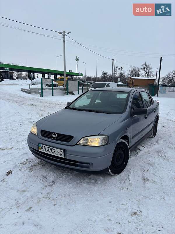 Opel Astra 2008