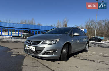 Универсал Opel Astra 2014 в Броварах