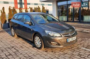 Универсал Opel Astra 2014 в Львове