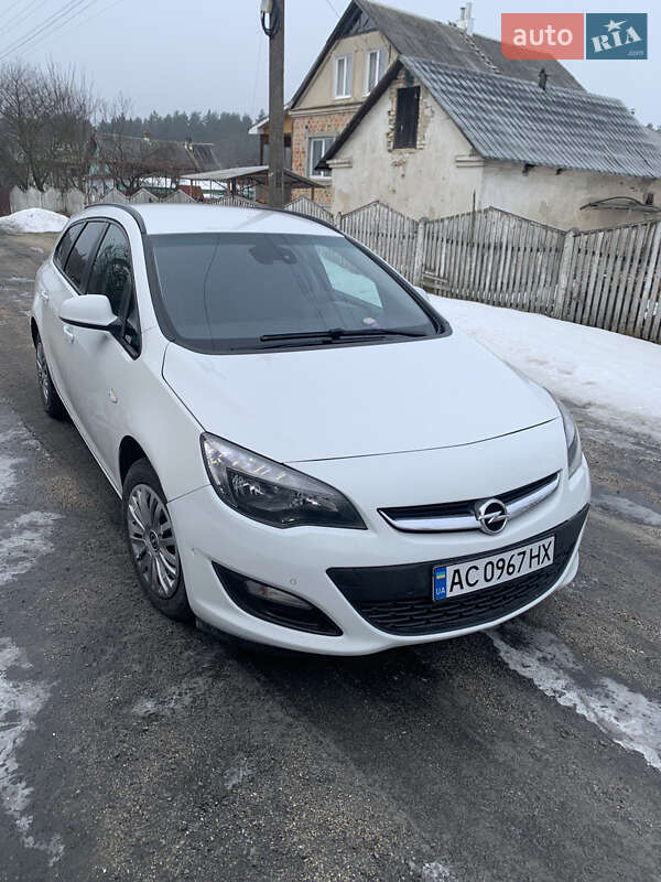 Opel Astra 2014