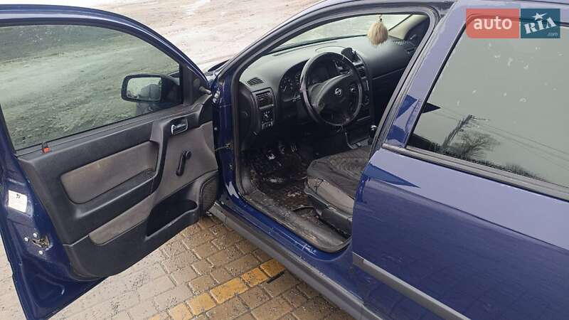Седан Opel Astra 2006 в Звенигородці