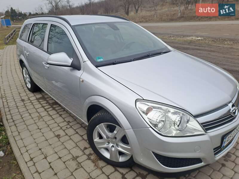 Opel Astra 2009
