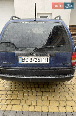 Универсал Opel Astra 1994 в Долине