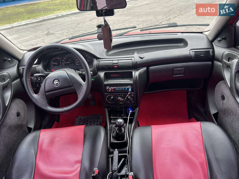 Седан Opel Astra 1993 в Миколаєві фото 8 Седан Opel Astra 1993 в Миколаєві