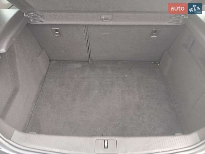 Хэтчбек Opel Astra 2011 в Полтаве