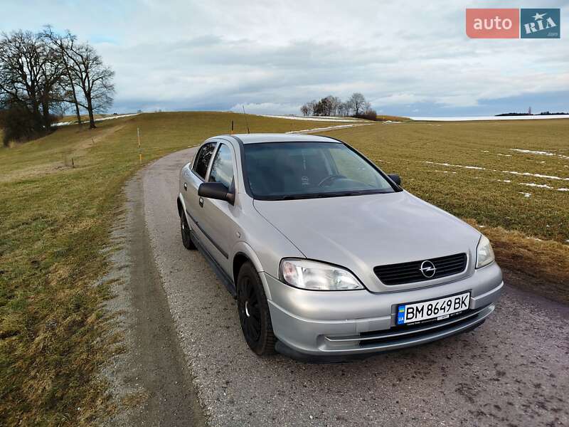Седан Opel Astra 2007 в Бурині