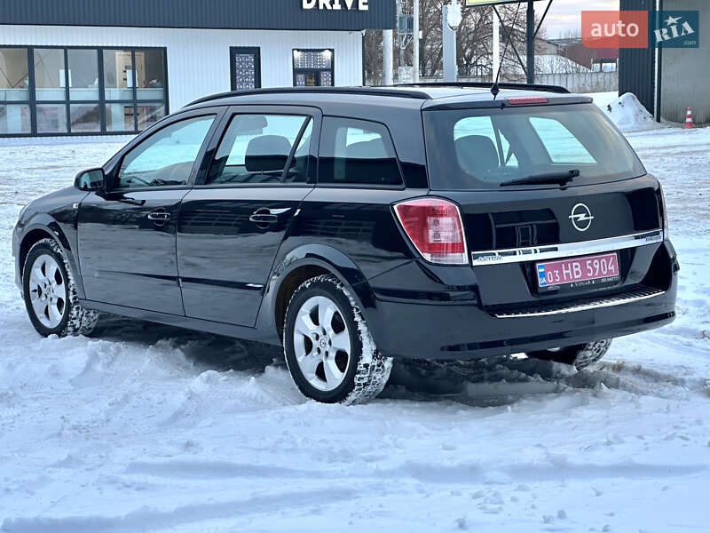 Універсал Opel Astra 2006 в Києві