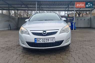 Универсал Opel Astra 2011 в Хмельницком