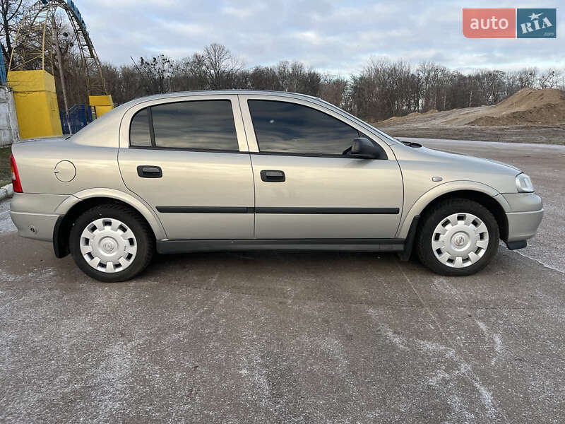 Седан Opel Astra 2008 в Прилуках фото 7 Седан Opel Astra 2008 в Прилуках