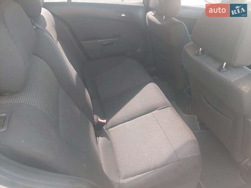 Хетчбек Opel Astra 2006 в Миколаєві