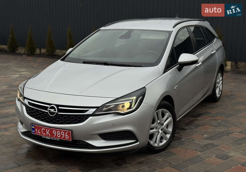 Универсал Opel Astra 2018 в Ивано-Франковске