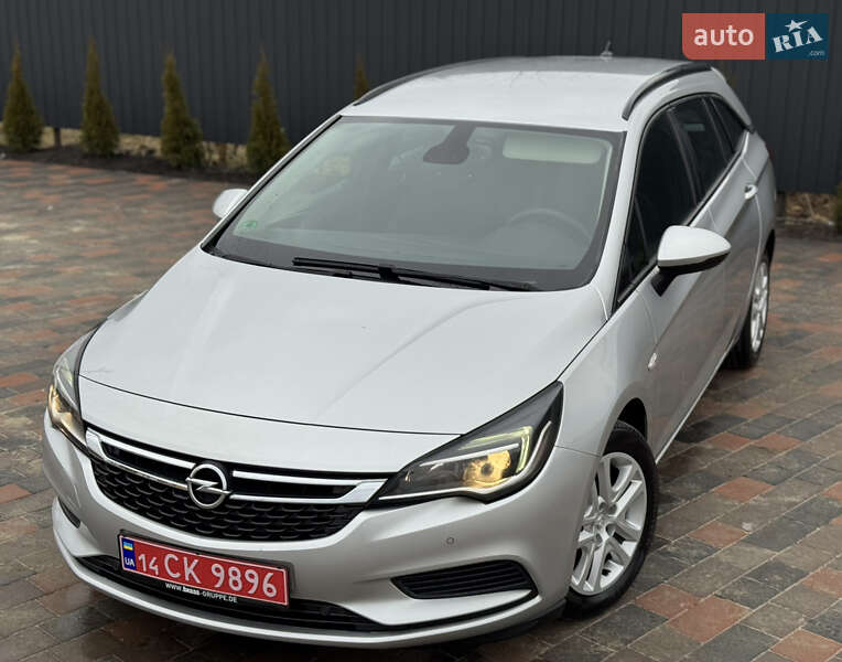 Универсал Opel Astra 2018 в Ивано-Франковске