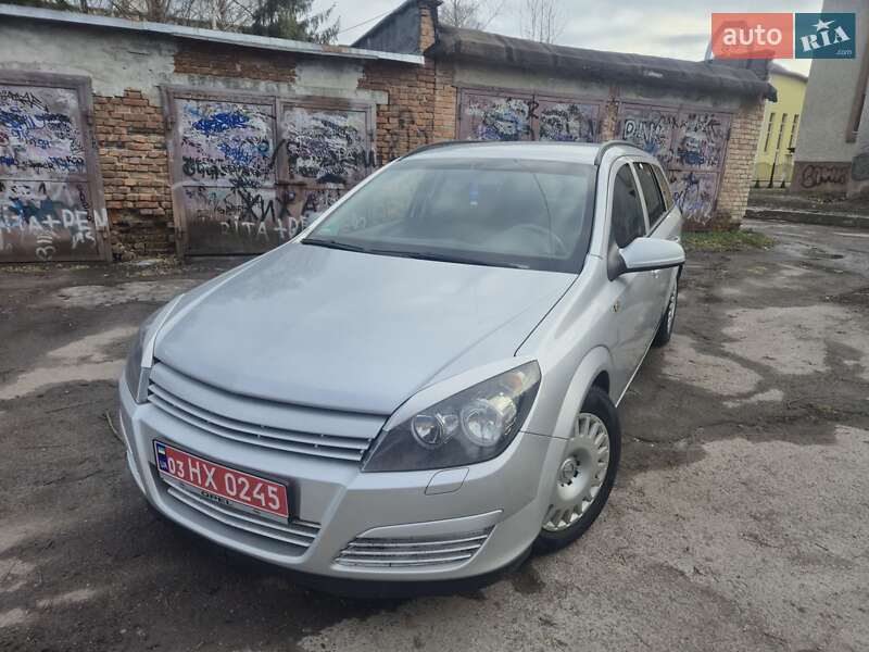 Універсал Opel Astra 2006 в Нововолинську
