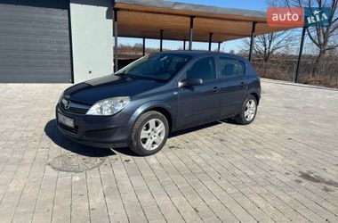 Хэтчбек Opel Astra 2008 в Ивано-Франковске