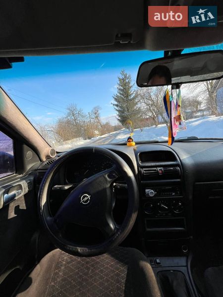 Седан Opel Astra 2001 в Бережанах