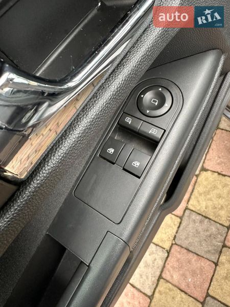 Универсал Opel Astra 2009 в Брошневе