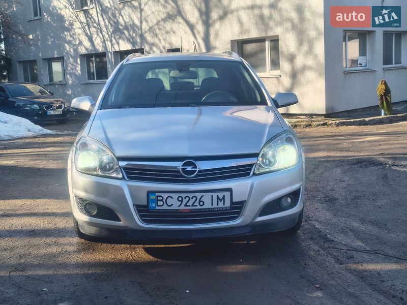Универсал Opel Astra 2007 в Львове