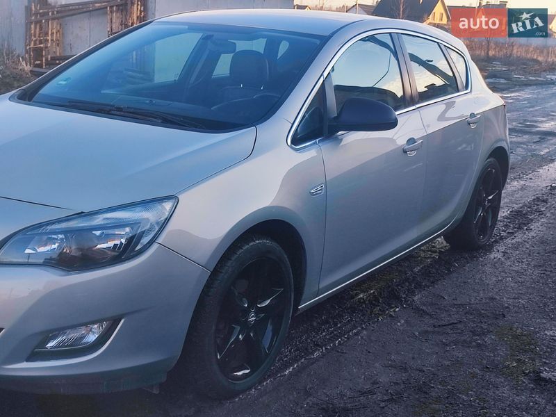 Хэтчбек Opel Astra 2009 в Виннице