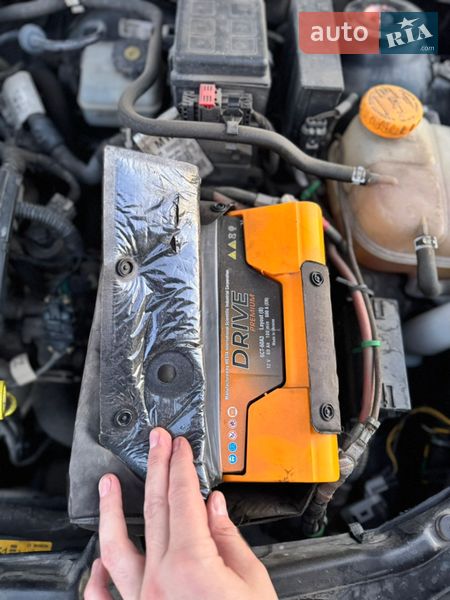 Седан Opel Astra 2008 в Вараше