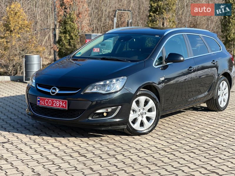 Универсал Opel Astra 2014 в Ивано-Франковске
