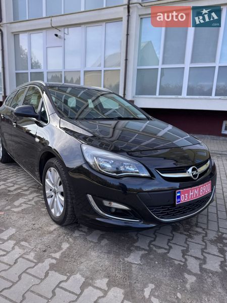 Универсал Opel Astra 2013 в Луцке