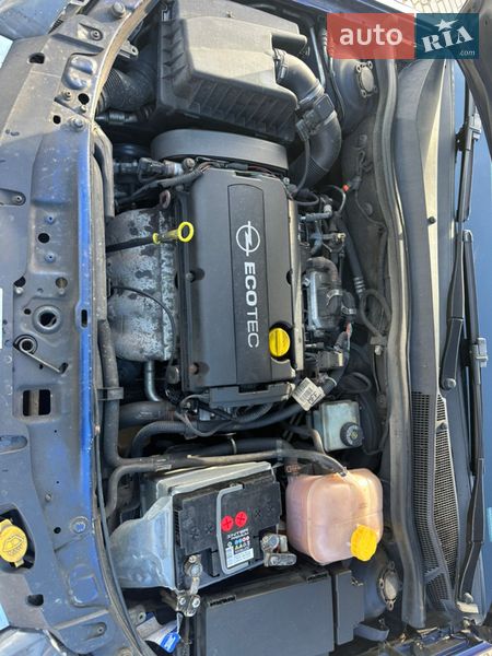 Універсал Opel Astra 2007 в Луцьку