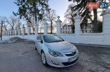 Універсал Opel Astra 2011 в Вишнівці