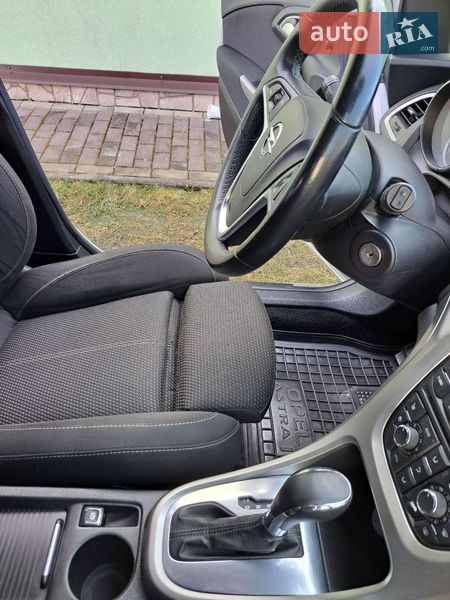 Універсал Opel Astra 2011 в Вишнівці