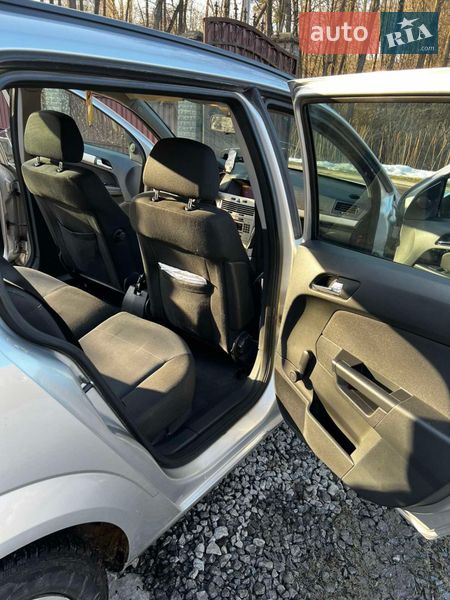 Универсал Opel Astra 2008 в Дублянах