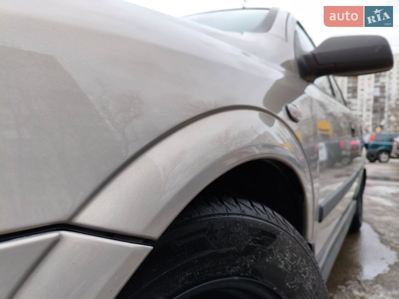 Седан Opel Astra 2009 в Киеве