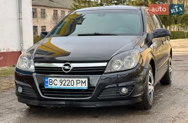 Хетчбек Opel Astra 2004 в Вапнярці