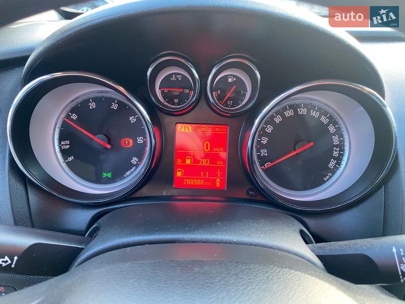 Универсал Opel Astra 2013 в Тернополе