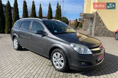 Универсал Opel Astra 2009 в Луцке