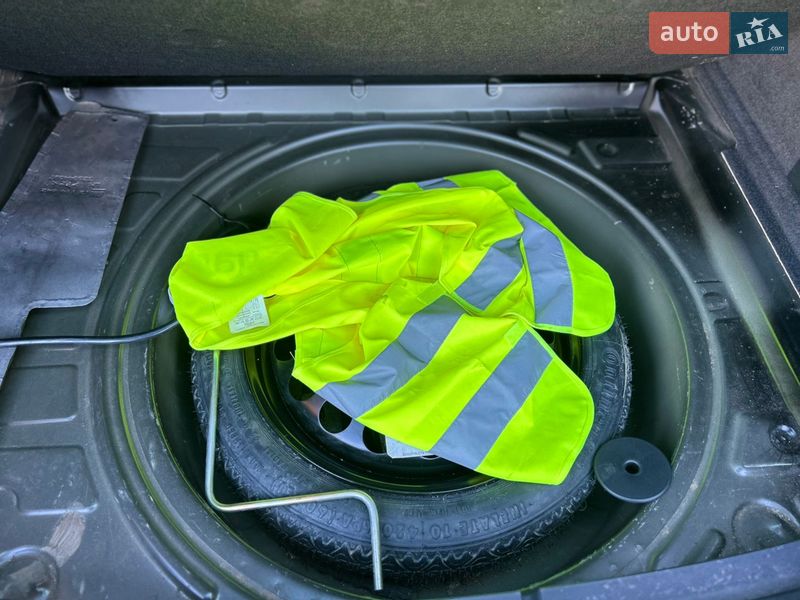 Универсал Opel Astra 2009 в Хусте