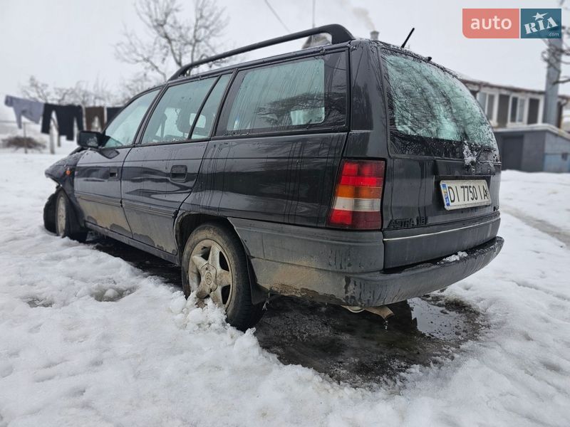Універсал Opel Astra 1992 в Шаргороді