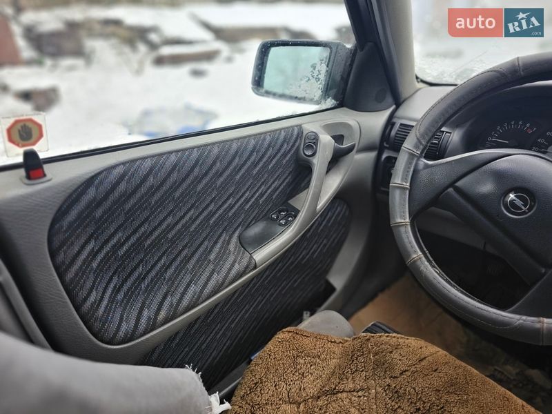 Універсал Opel Astra 1992 в Шаргороді
