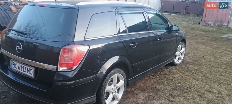 Універсал Opel Astra 2008 в Коломиї