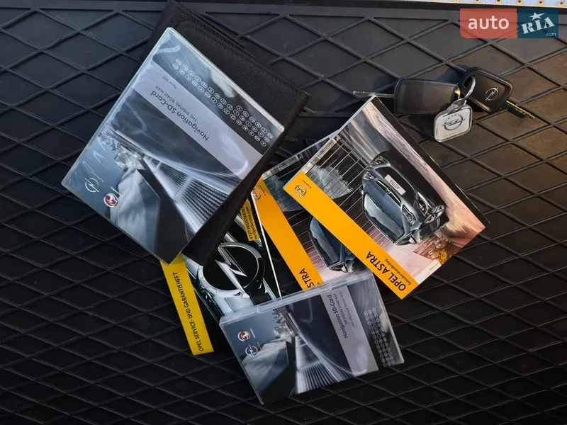 Универсал Opel Astra 2013 в Стрые документ