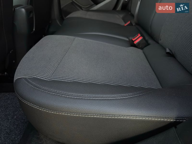 Универсал Opel Astra 2013 в Стрые