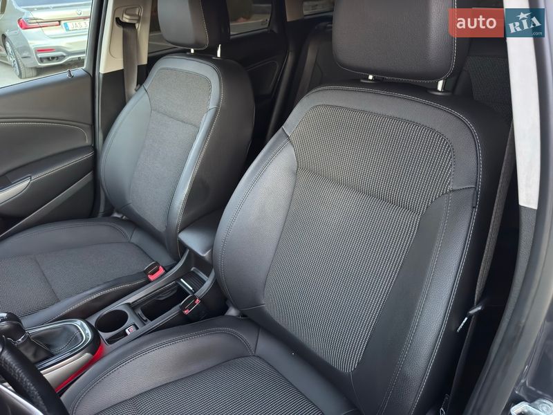 Универсал Opel Astra 2013 в Стрые